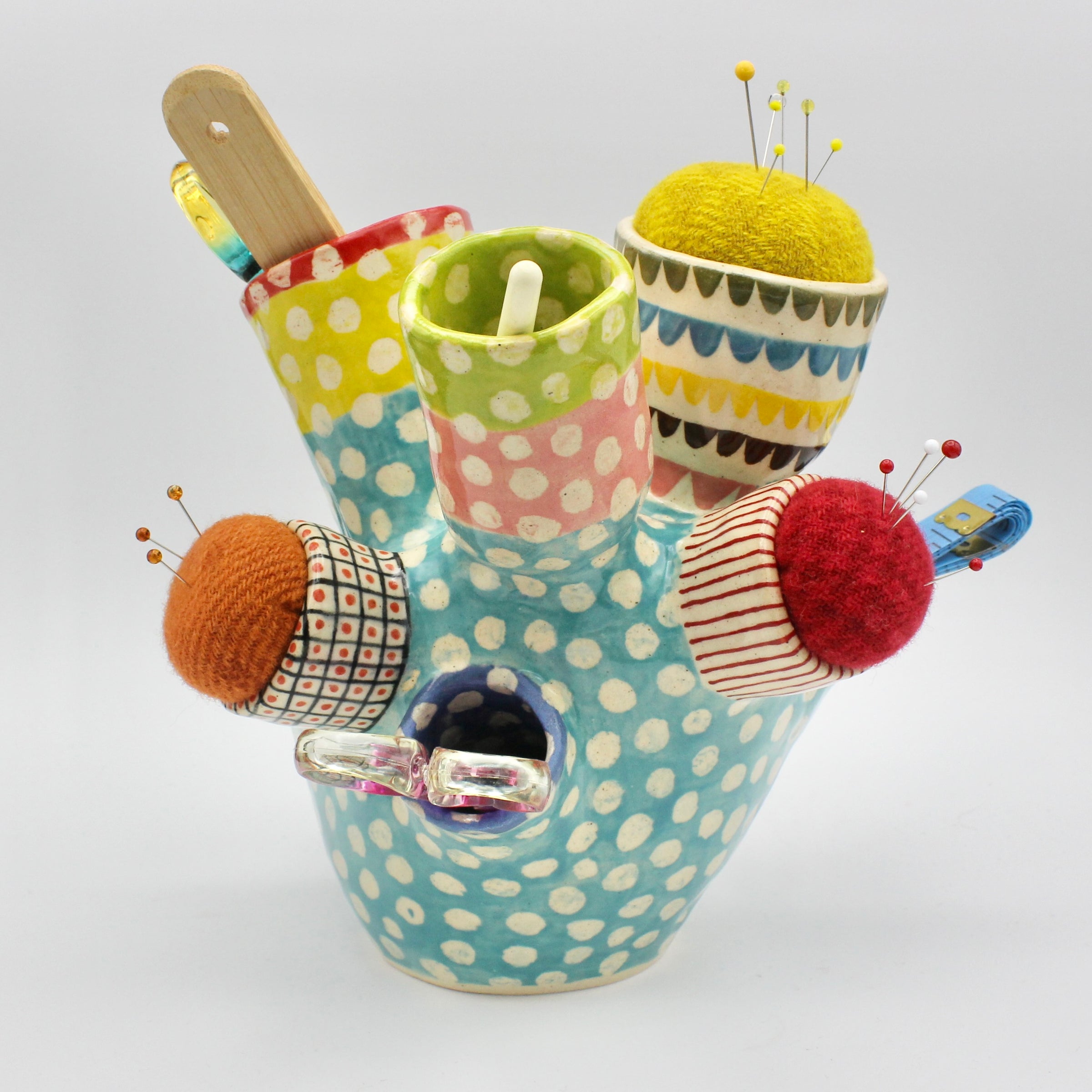 Super, Duper, Extra, Extra Large Sidekick Pincushion, with Extra Pincushions and Tool Holders