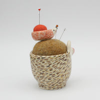 Sidekick Pincushion- Upright with Friend Pin