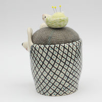 Sidekick Pincushion- Upright with Friend Pin