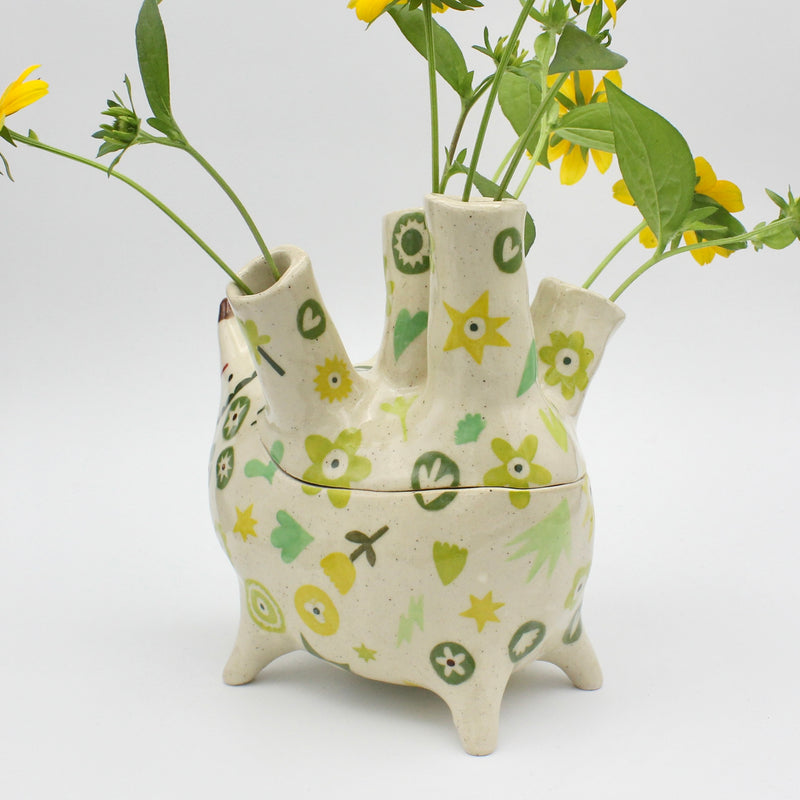 Thingimal Vase with Lid