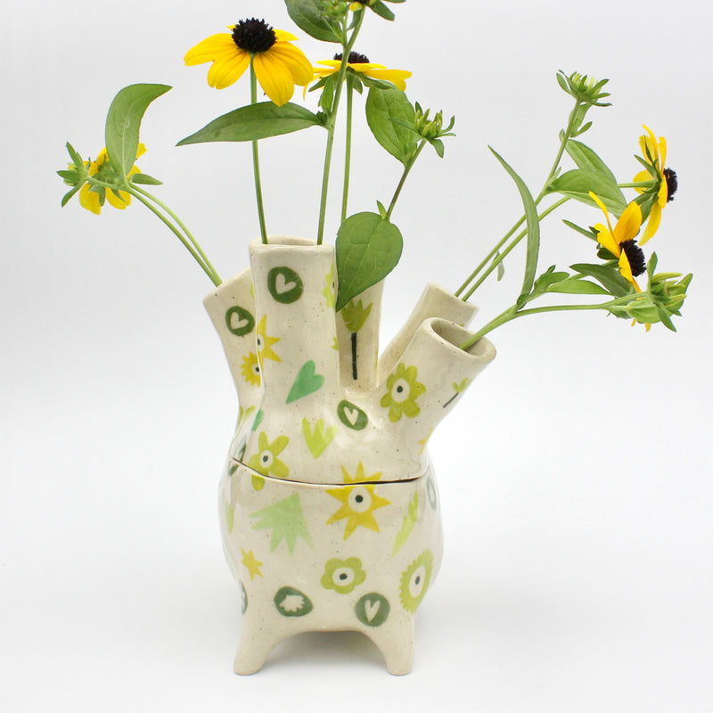 Thingimal Vase with Lid