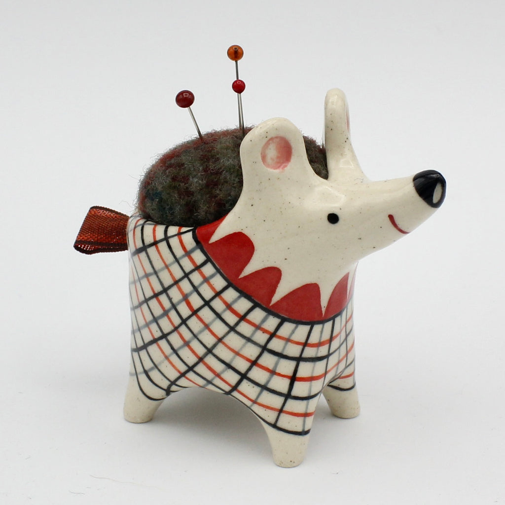 Sidekick Pincushion – Fish Museum and Circus