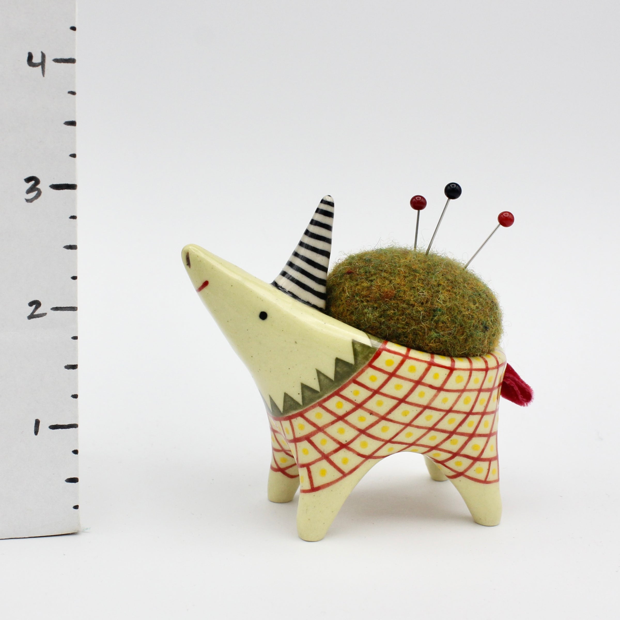 Sidekick Pincushion in Yellow Clay