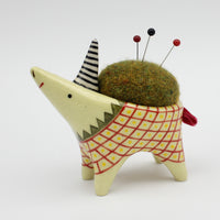 Sidekick Pincushion in Yellow Clay
