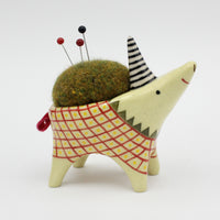 Sidekick Pincushion in Yellow Clay